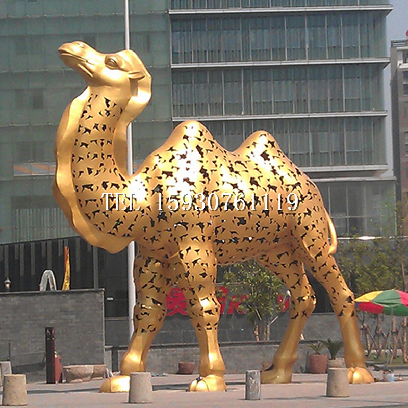 不銹鋼透雕彩繪駱駝戶外沙漠廣場擺件